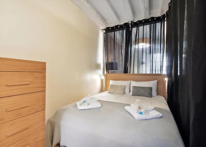 アパート 256 Rosiers - Superb In Paris. *